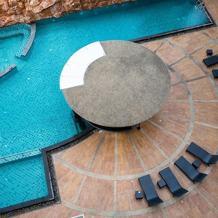 Centara Nova Hotel Pattaya Eksteriør billede