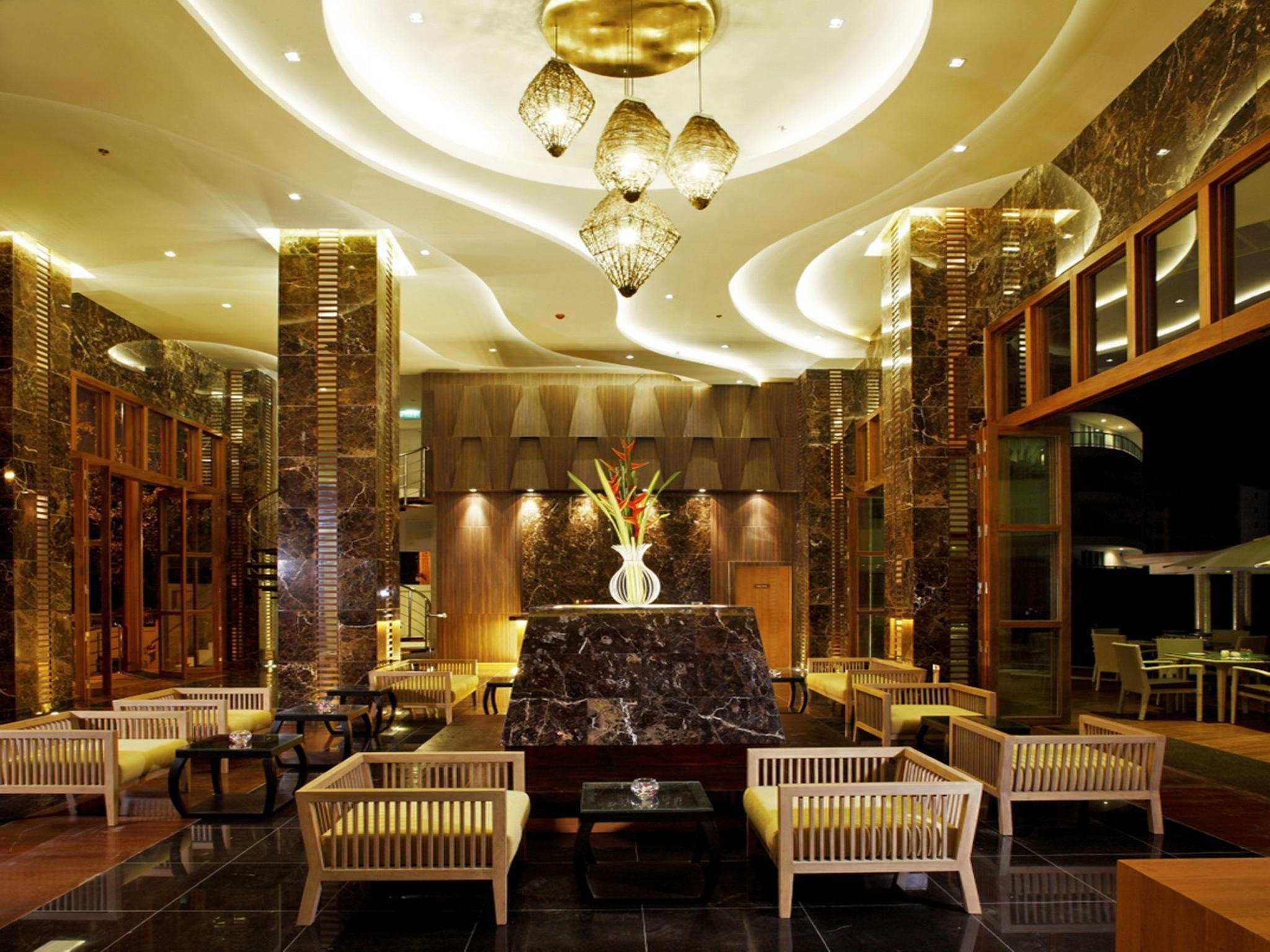 Centara Nova Hotel Pattaya Eksteriør billede