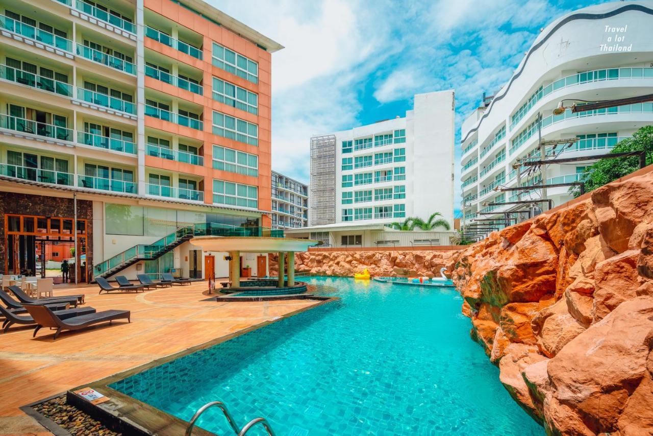 Centara Nova Hotel Pattaya Eksteriør billede