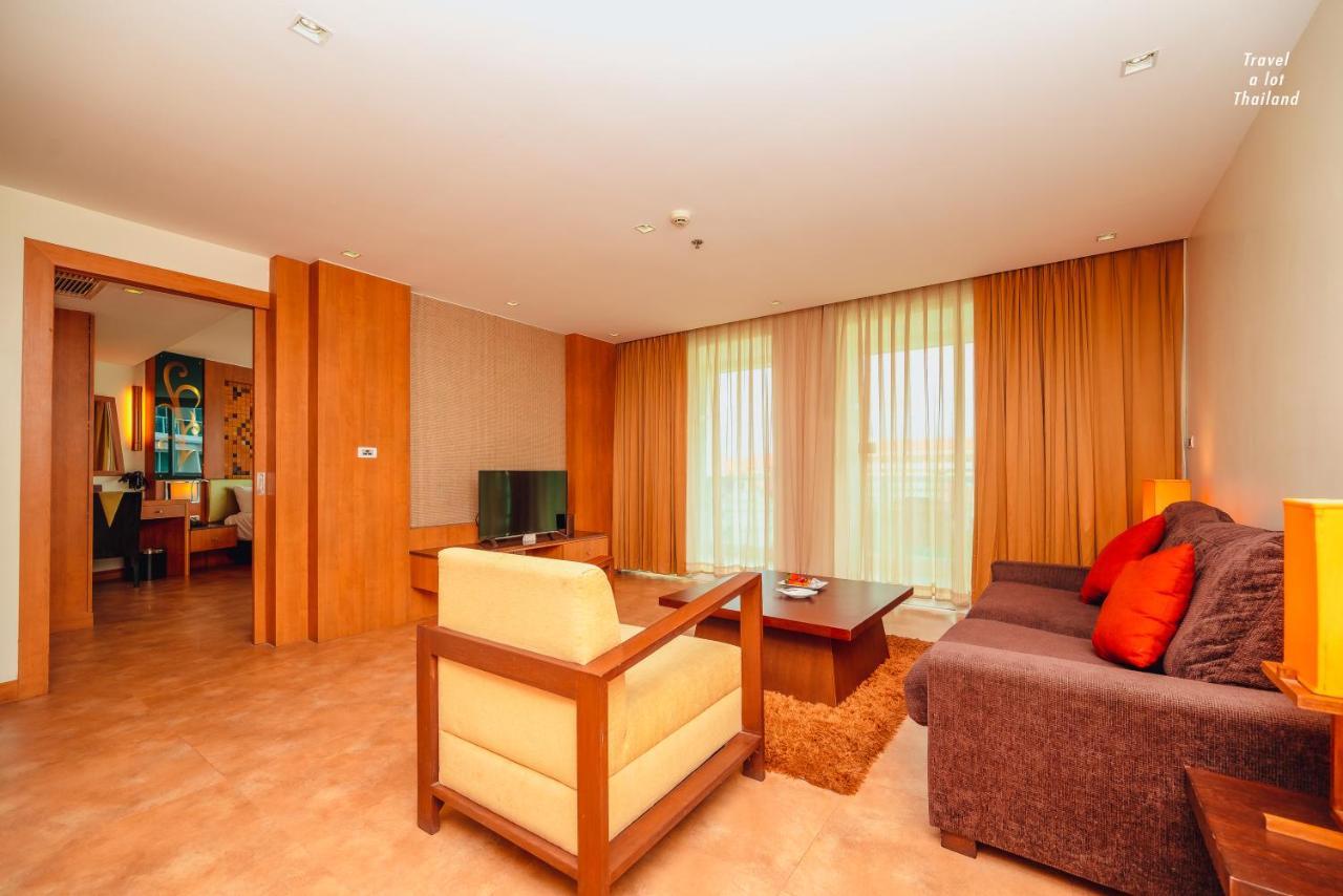 Centara Nova Hotel Pattaya Eksteriør billede