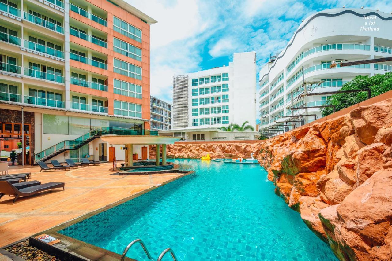 Centara Nova Hotel Pattaya Eksteriør billede