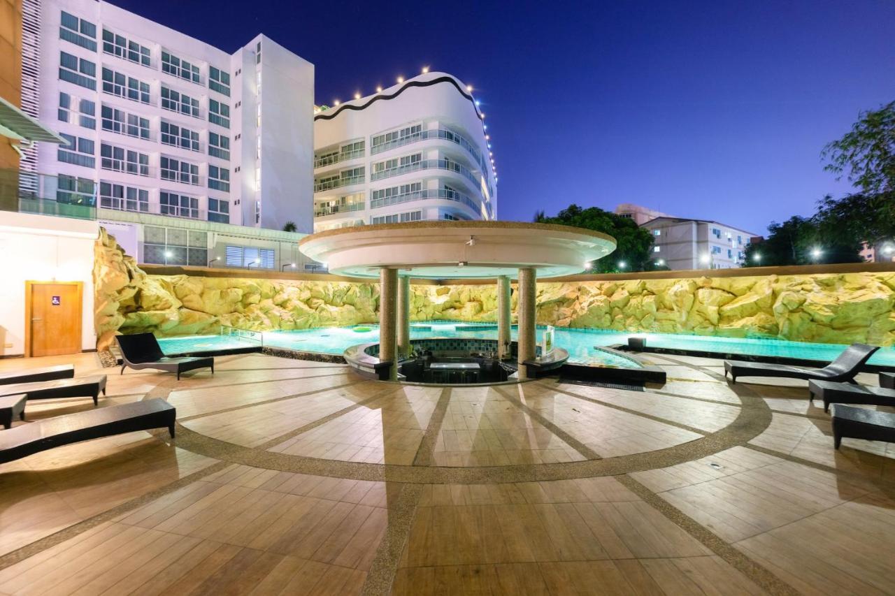 Centara Nova Hotel Pattaya Eksteriør billede