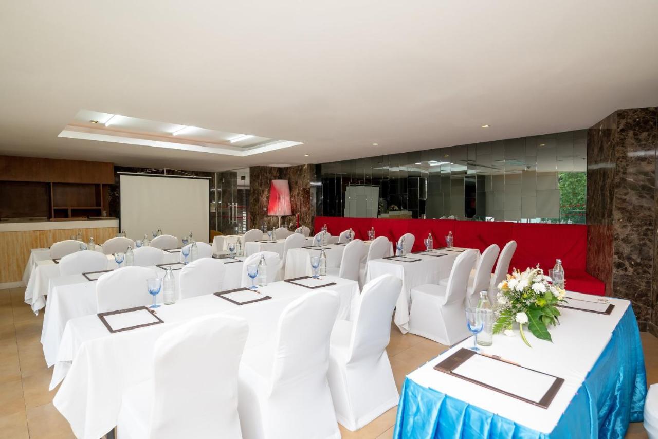 Centara Nova Hotel Pattaya Eksteriør billede