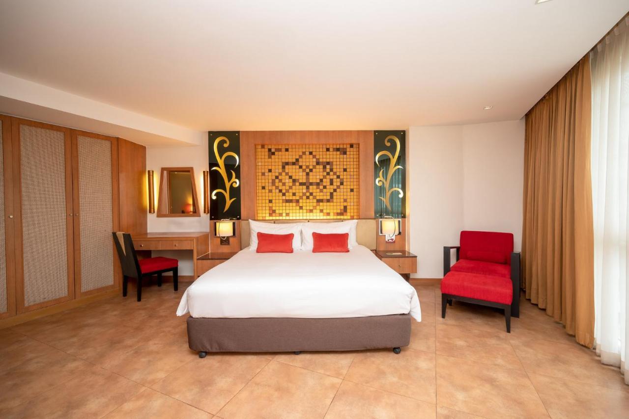 Centara Nova Hotel Pattaya Eksteriør billede